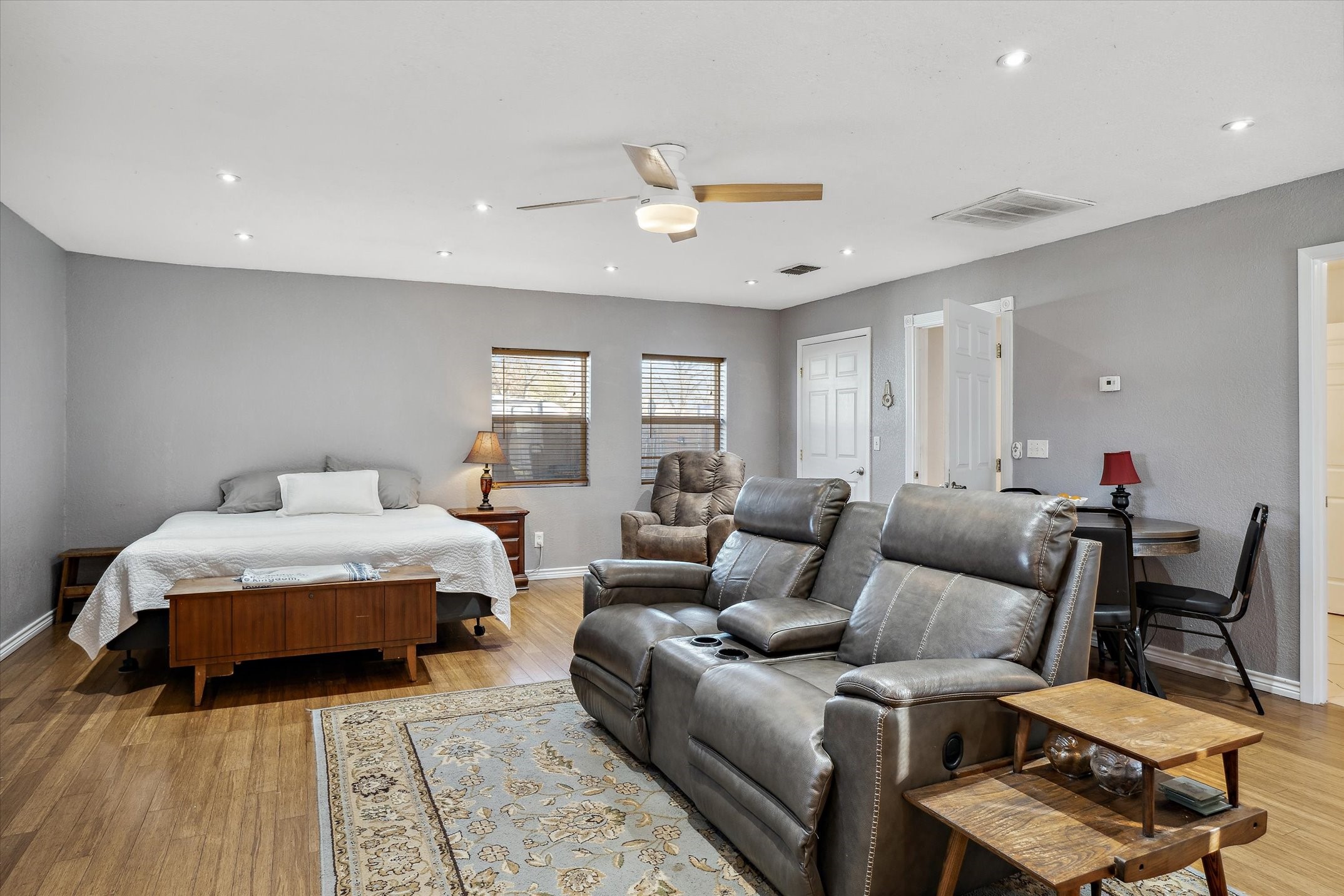 542 S Houston Street Edgewood TX 75117