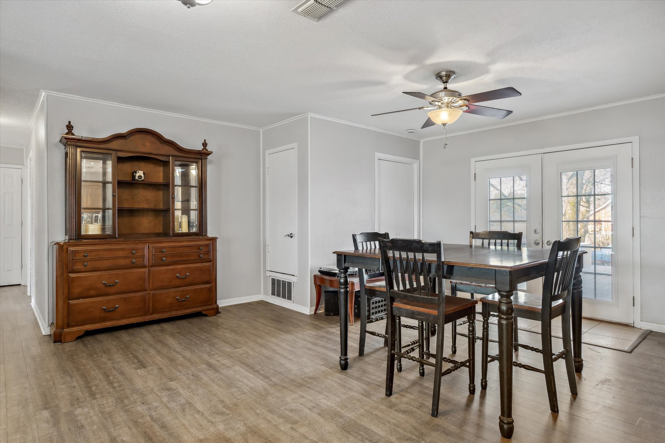 542 S Houston Street Edgewood TX 75117