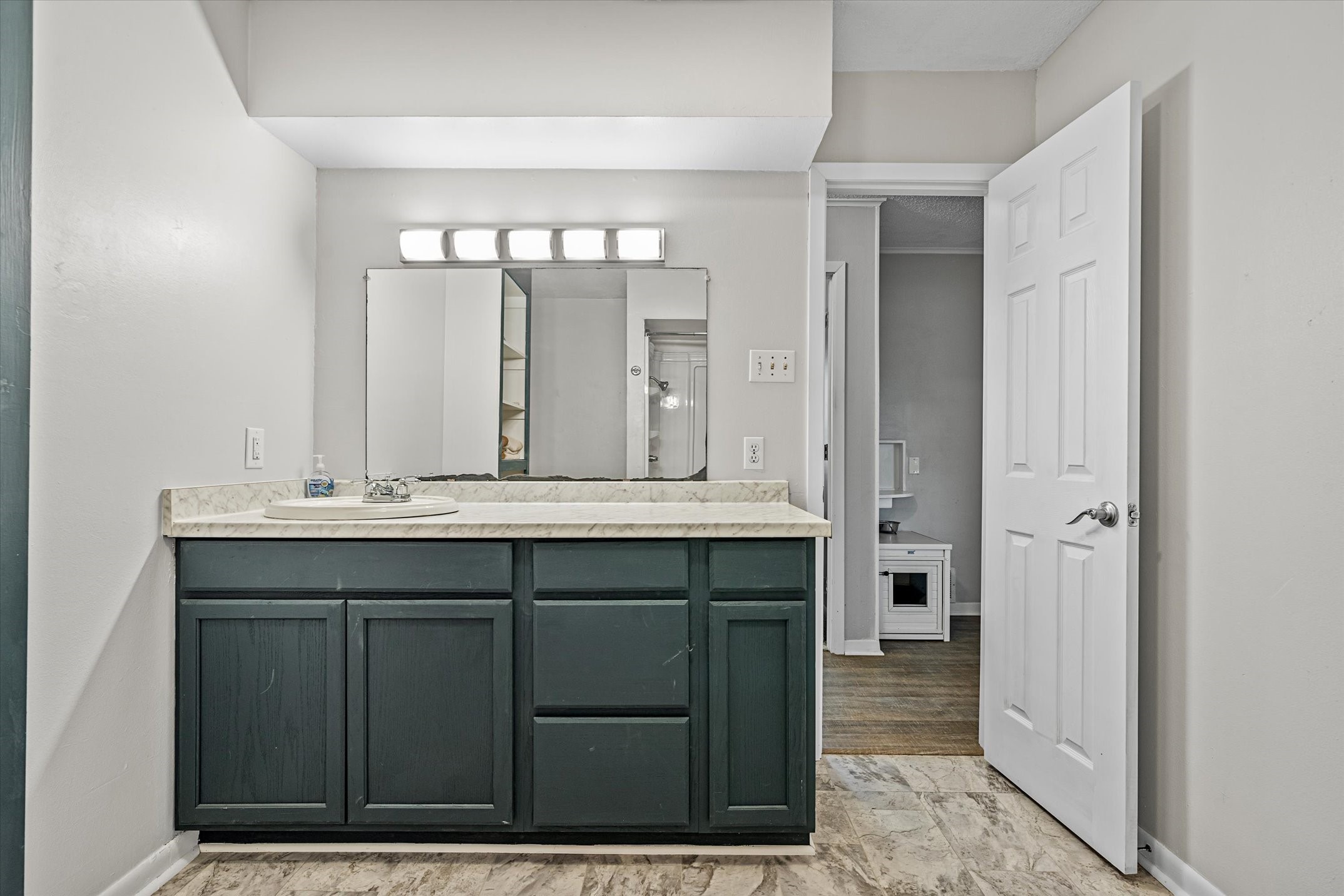 542 S Houston Street Edgewood TX 75117