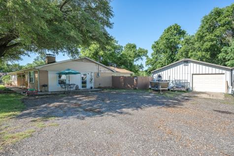 542 S Houston Street Edgewood TX 75117