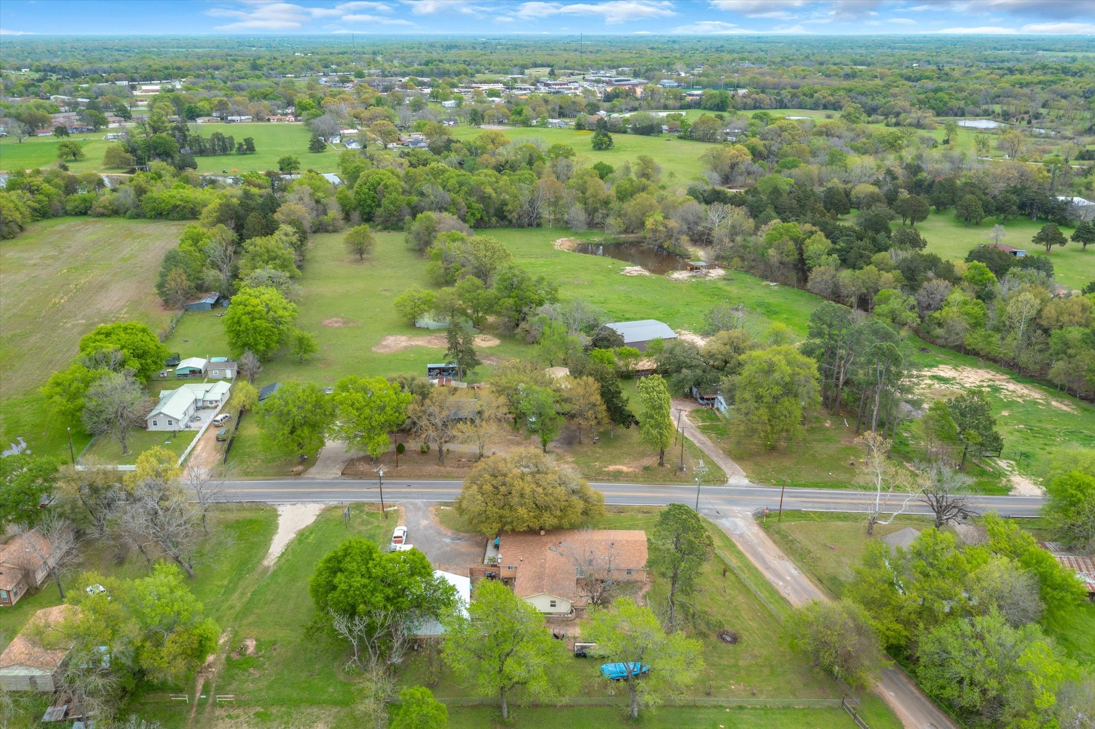 542 S Houston Street Edgewood TX 75117