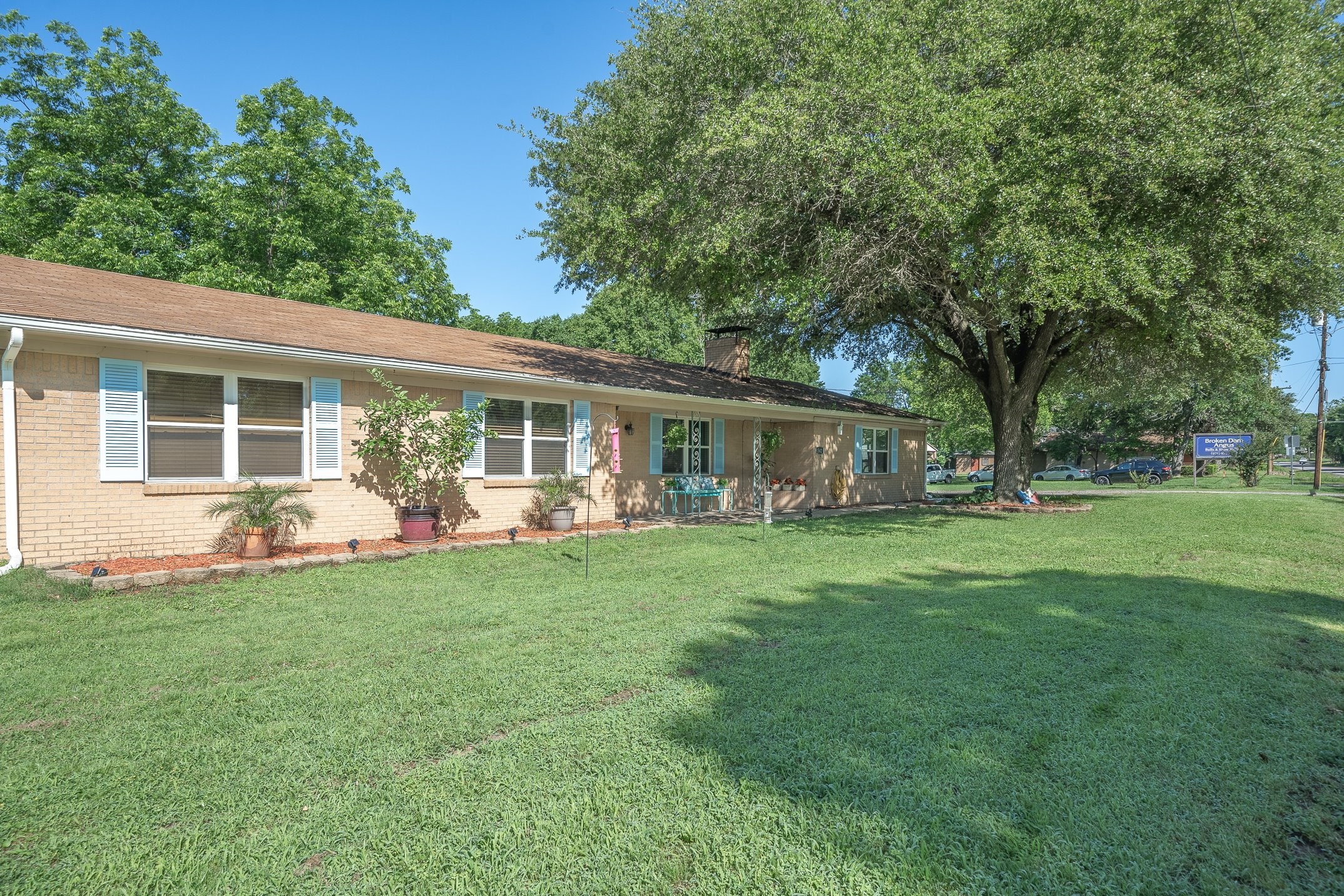 542 S Houston Street Edgewood TX 75117