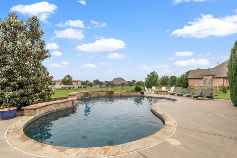 1523 Velda Kay Lane Fort Worth TX 76052