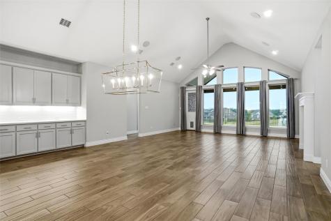 1001 Myers Park Trail Roanoke TX 76262
