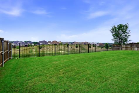 1001 Myers Park Trail Roanoke TX 76262