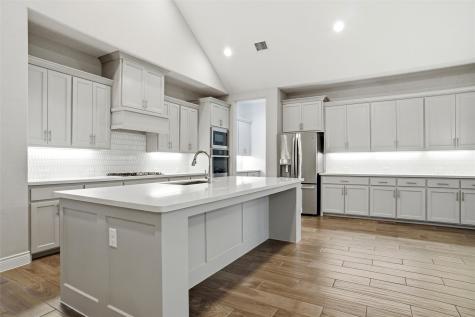 1001 Myers Park Trail Roanoke TX 76262