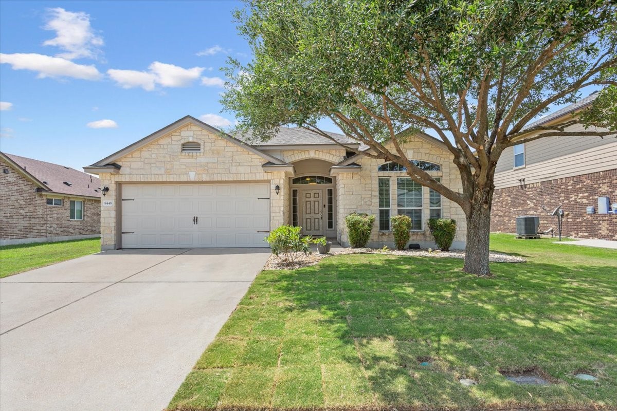 9448 Centennial Drive Waco TX 76708