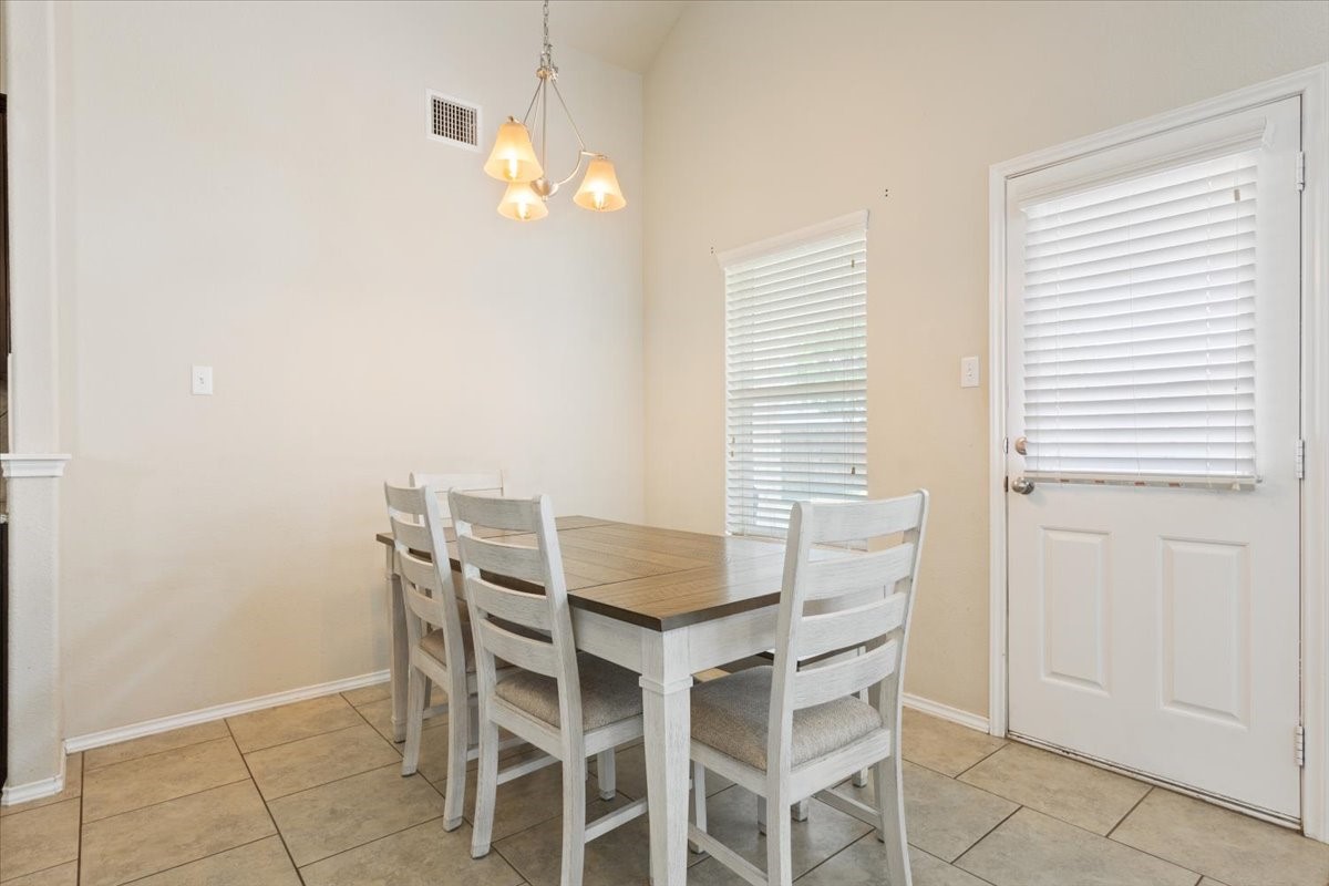 9448 Centennial Drive Waco TX 76708