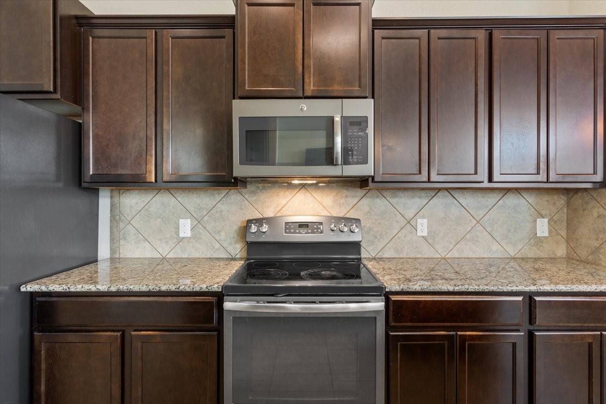 9448 Centennial Drive Waco TX 76708