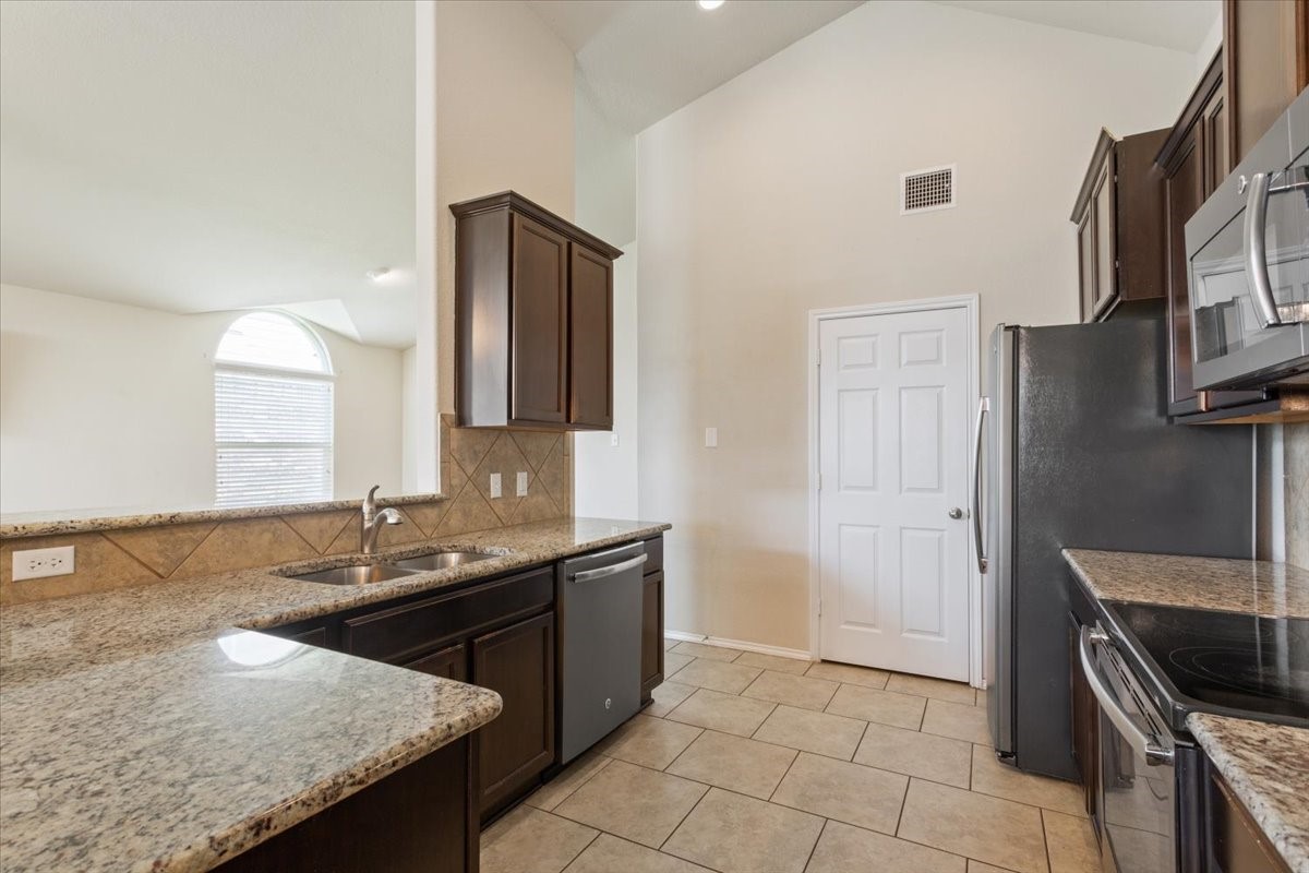 9448 Centennial Drive Waco TX 76708