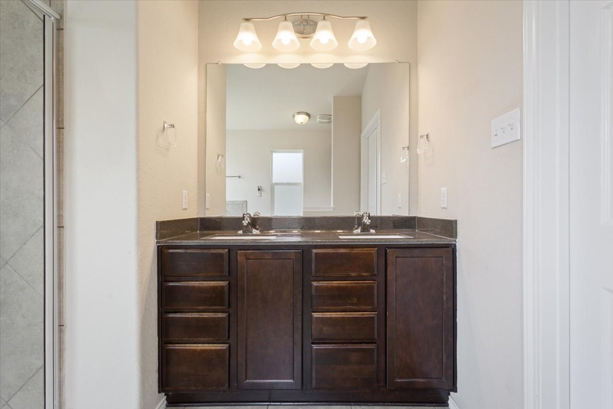 9448 Centennial Drive Waco TX 76708
