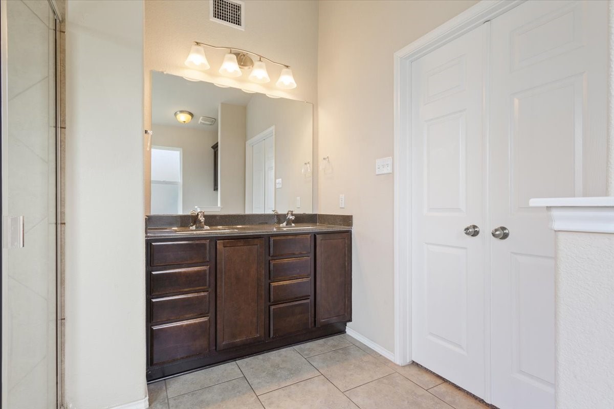 9448 Centennial Drive Waco TX 76708
