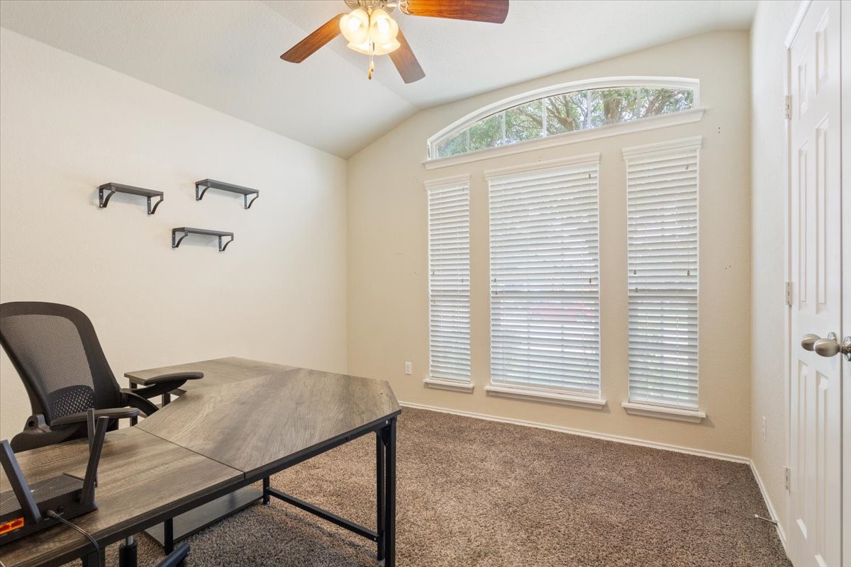 9448 Centennial Drive Waco TX 76708