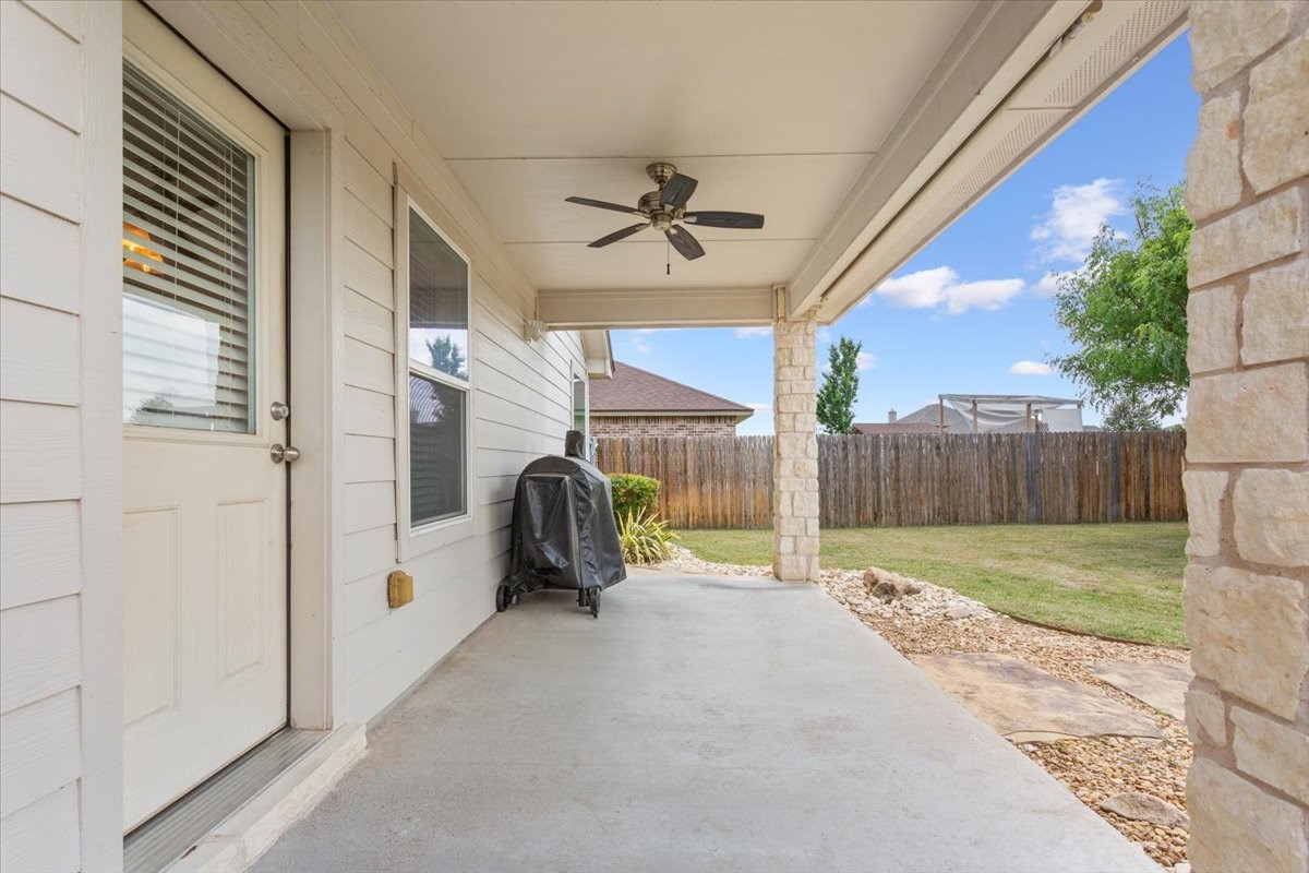 9448 Centennial Drive Waco TX 76708