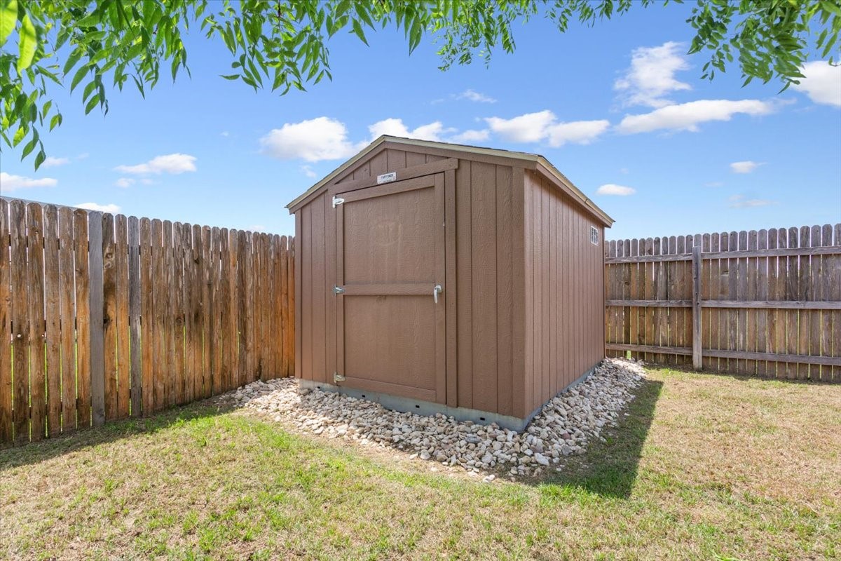 9448 Centennial Drive Waco TX 76708