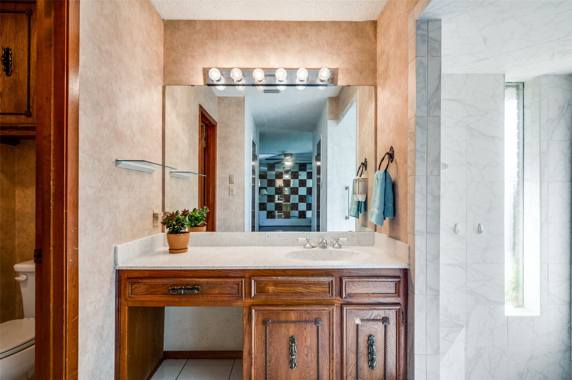 9933 Westpark Drive Benbrook TX 76126