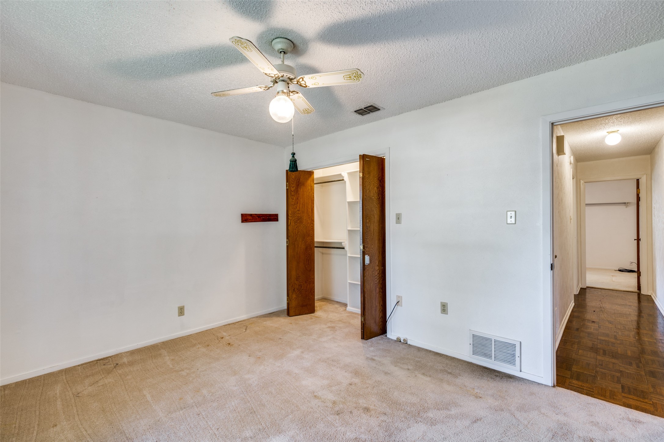 9933 Westpark Drive Benbrook TX 76126