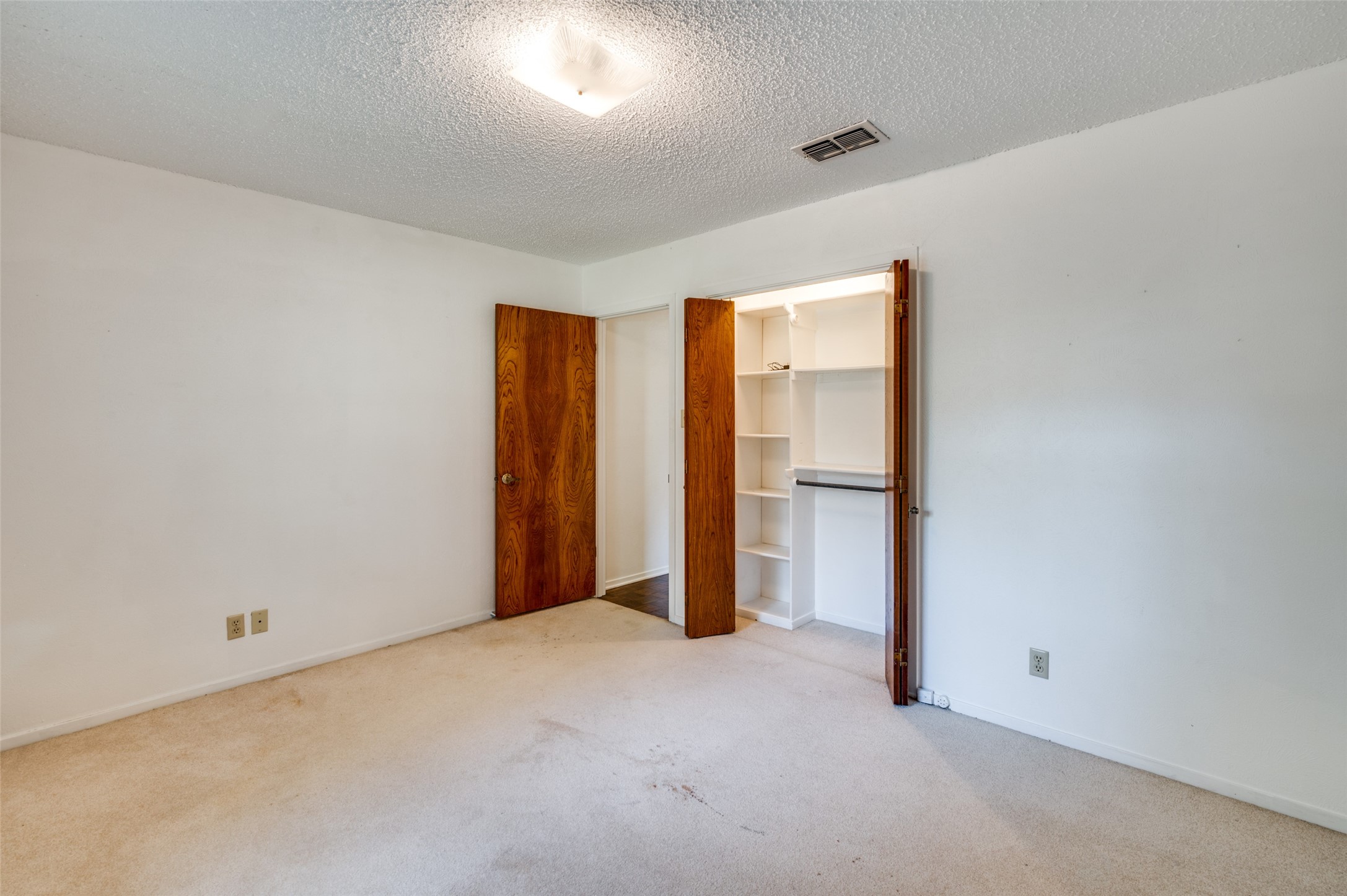 9933 Westpark Drive Benbrook TX 76126