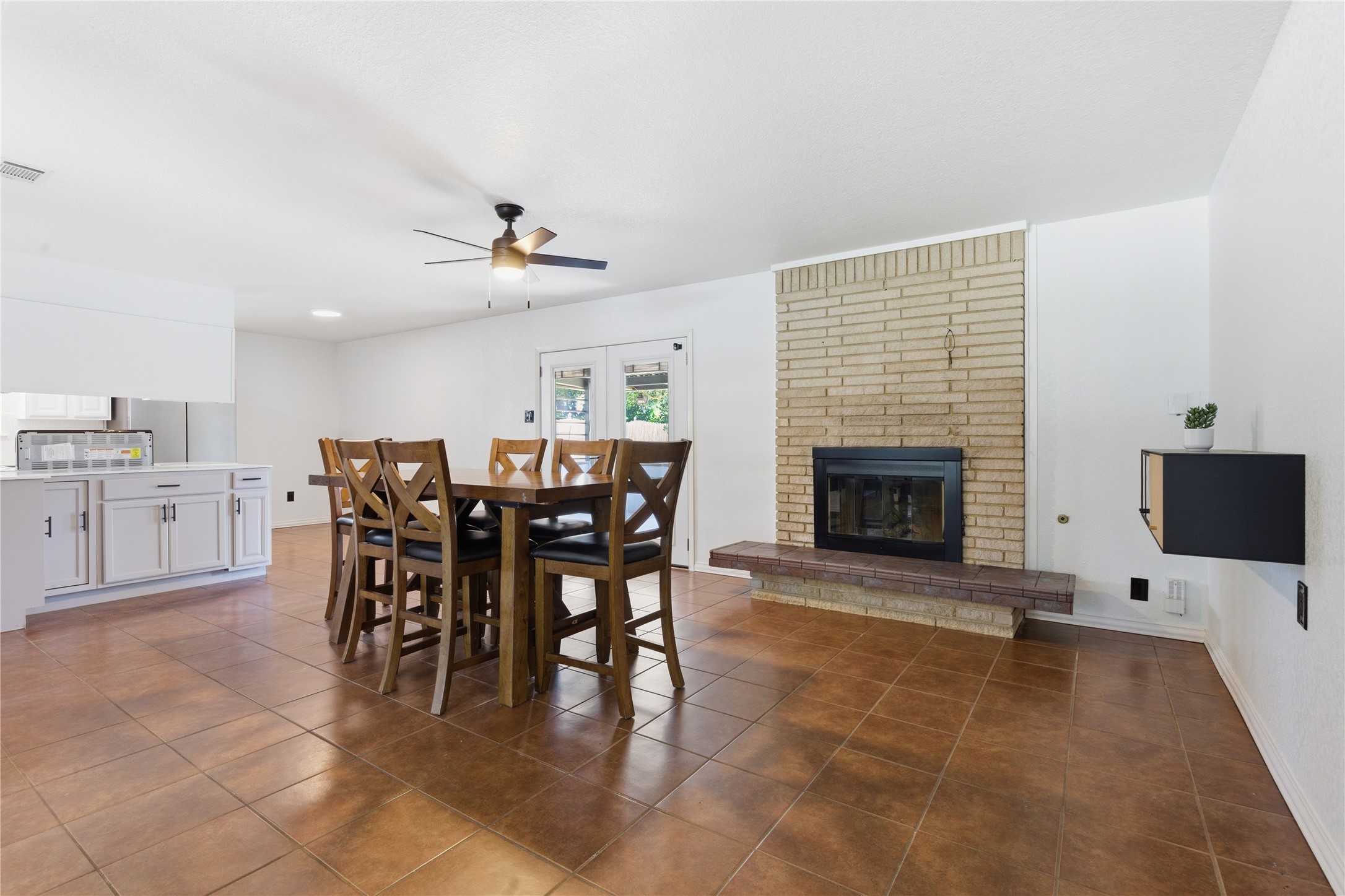 2116 Chelsea Drive Edgecliff Village TX 76134