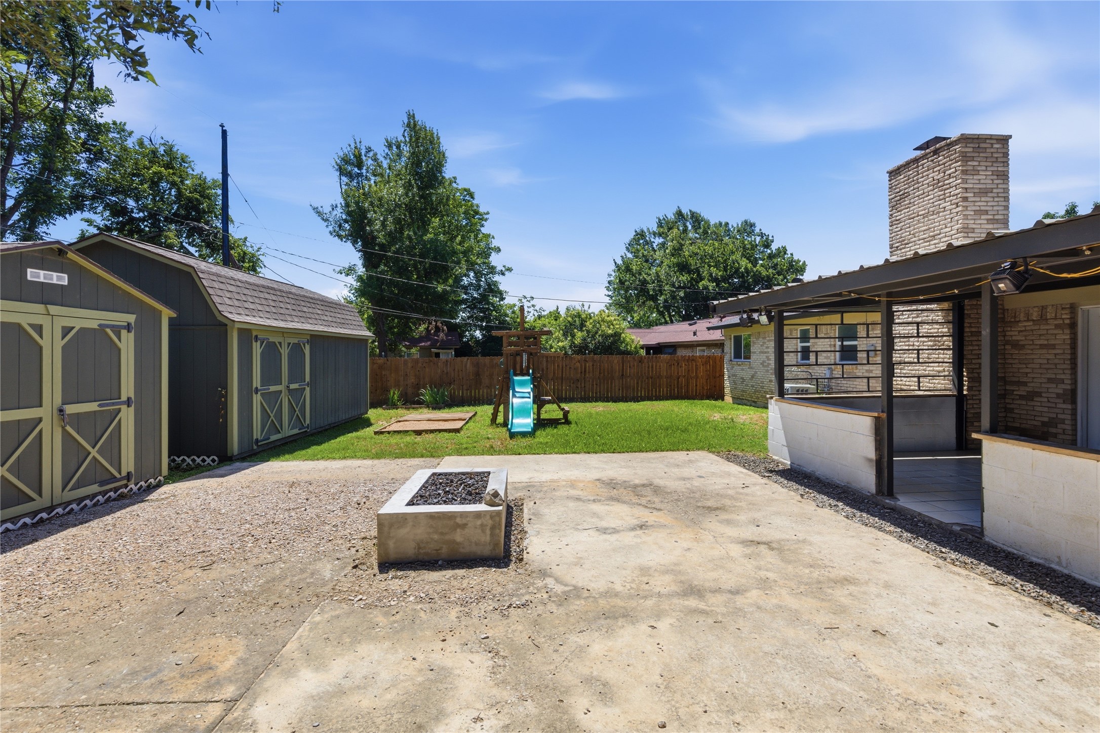 2116 Chelsea Drive Edgecliff Village TX 76134