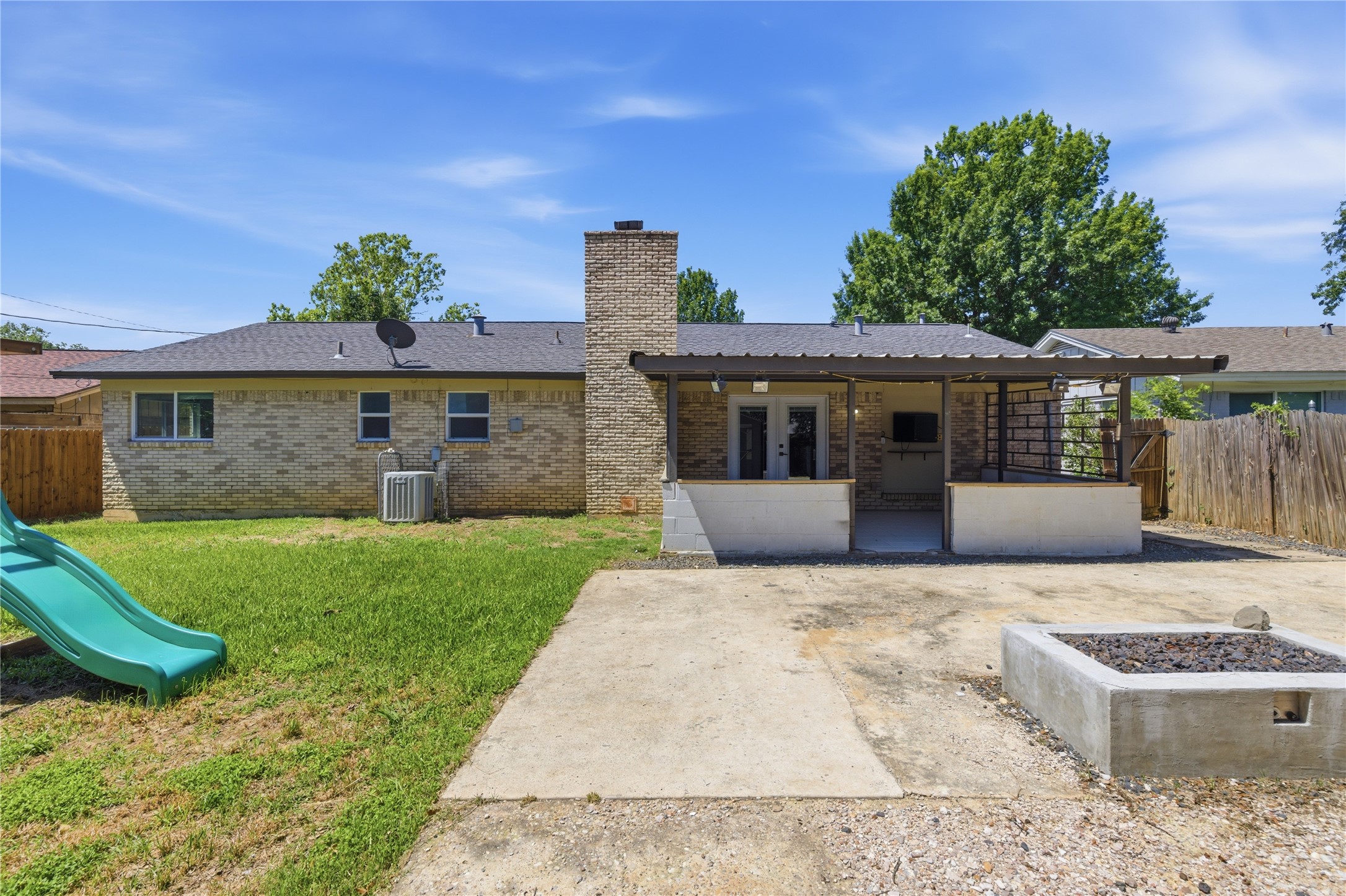 2116 Chelsea Drive Edgecliff Village TX 76134