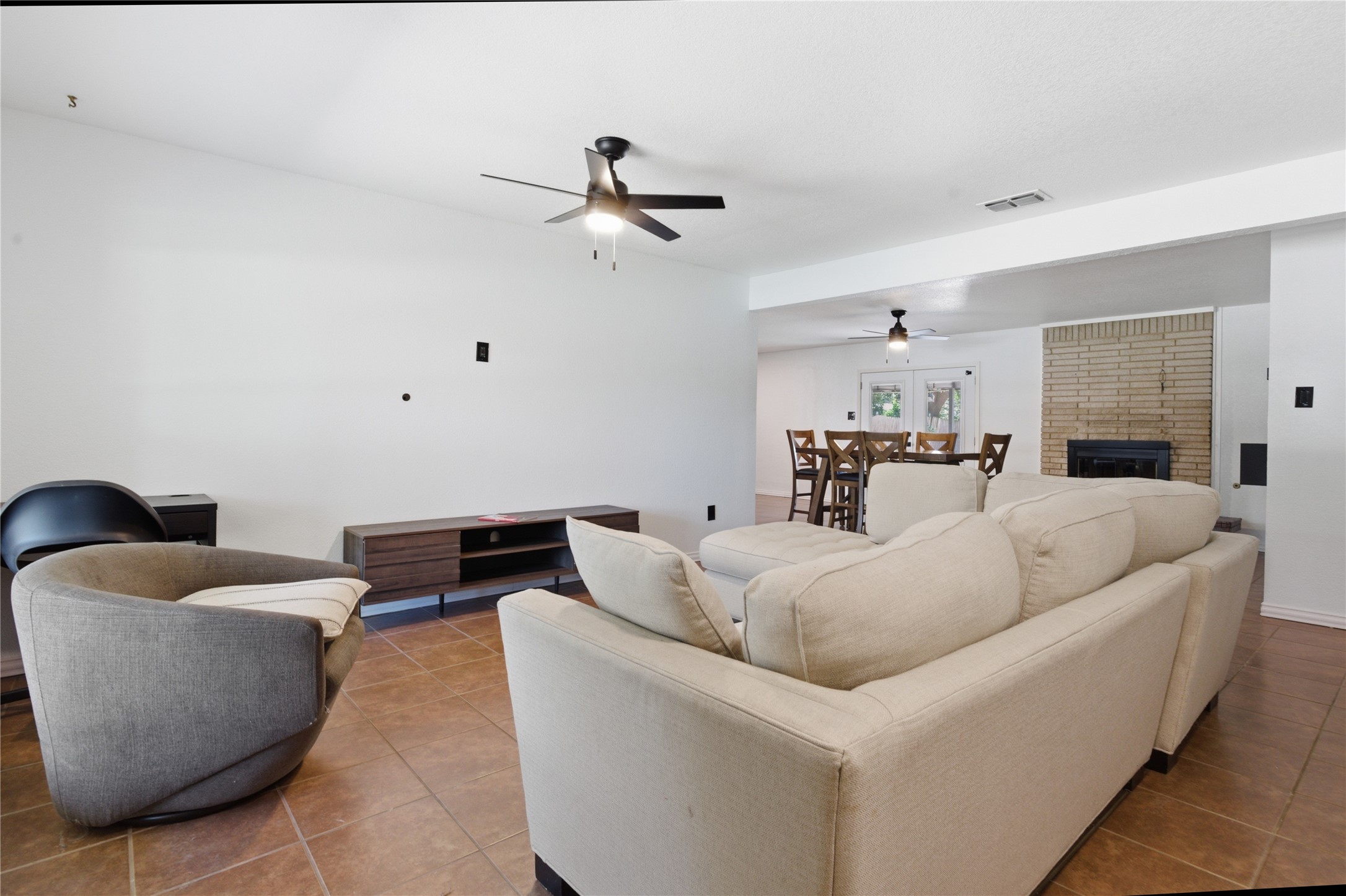 2116 Chelsea Drive Edgecliff Village TX 76134