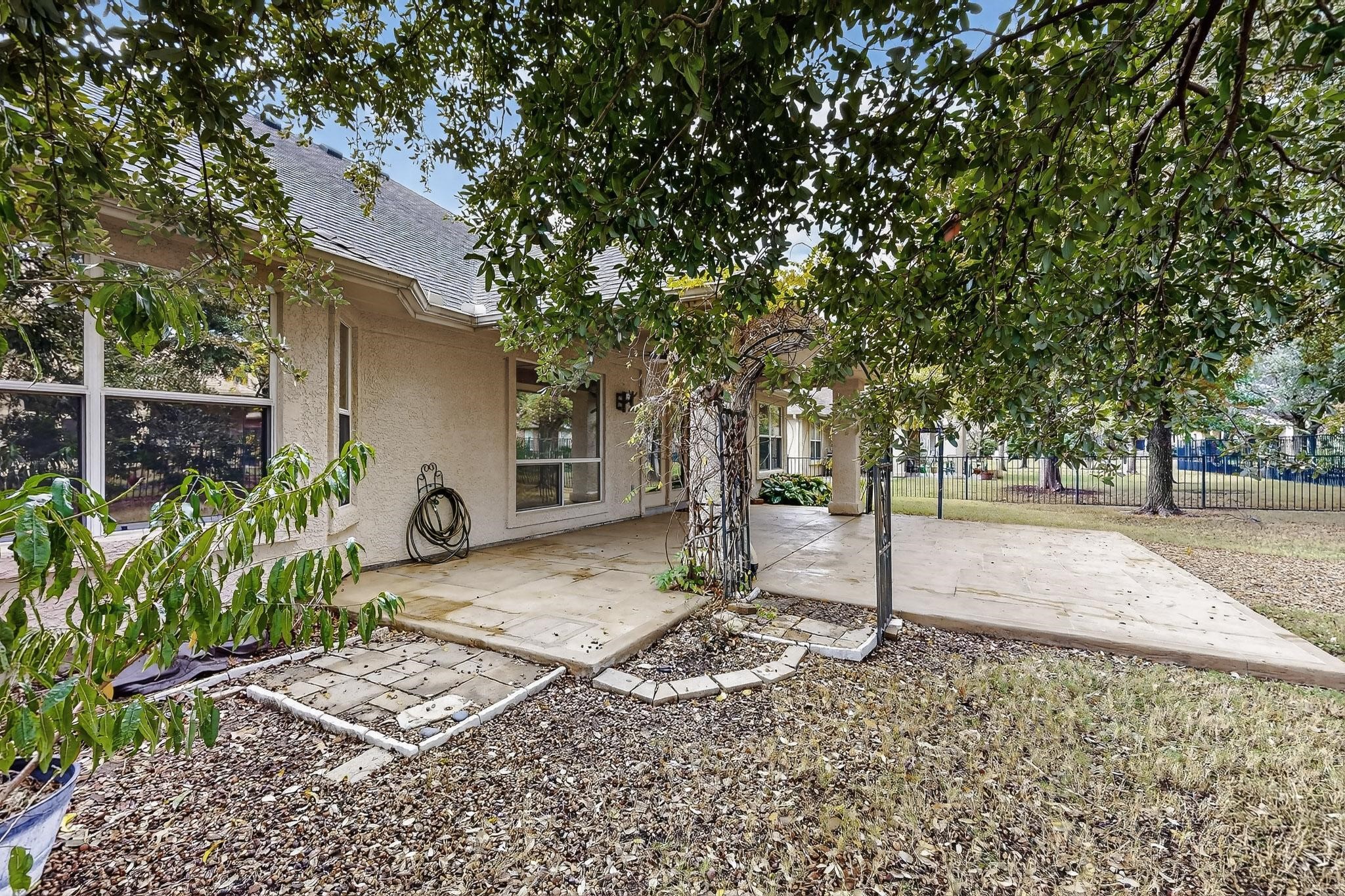 9516 Grandview Drive Denton TX 76207