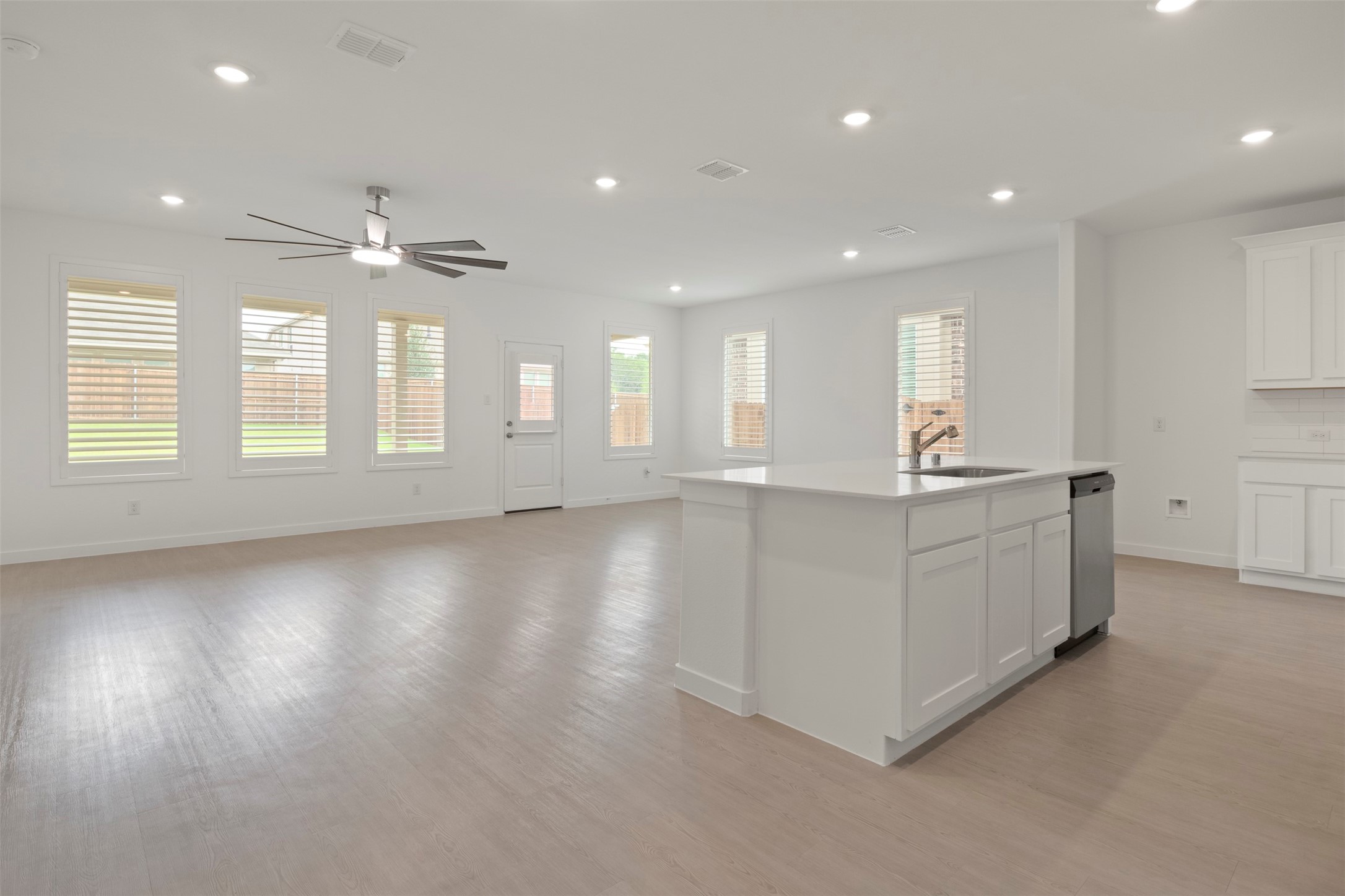 1704 Rubber Fig Lane Mckinney TX 75071