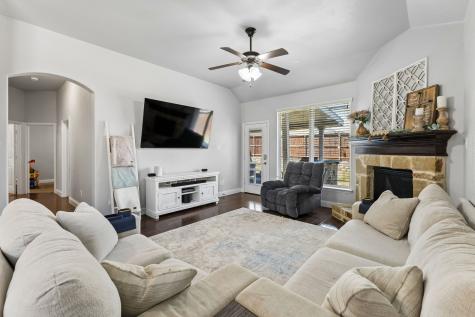 916 Llano Falls Drive Mckinney TX 75071