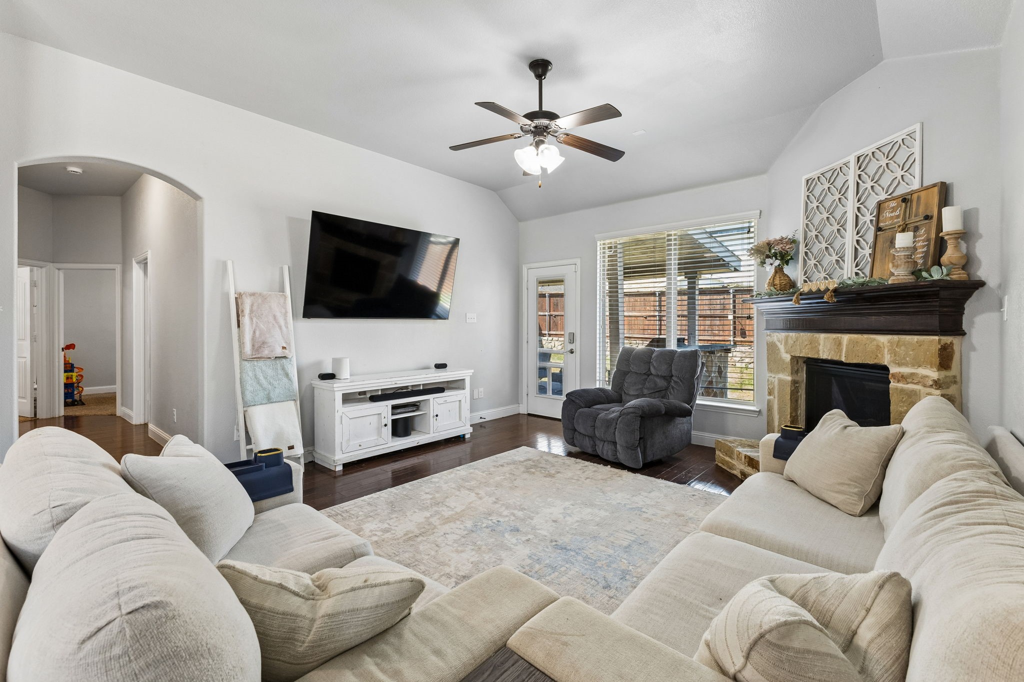 916 Llano Falls Drive Mckinney TX 75071