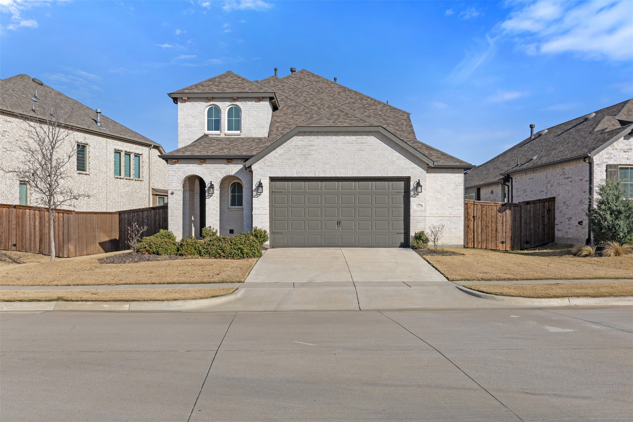1825 Pelham Drive Aubrey TX 76227