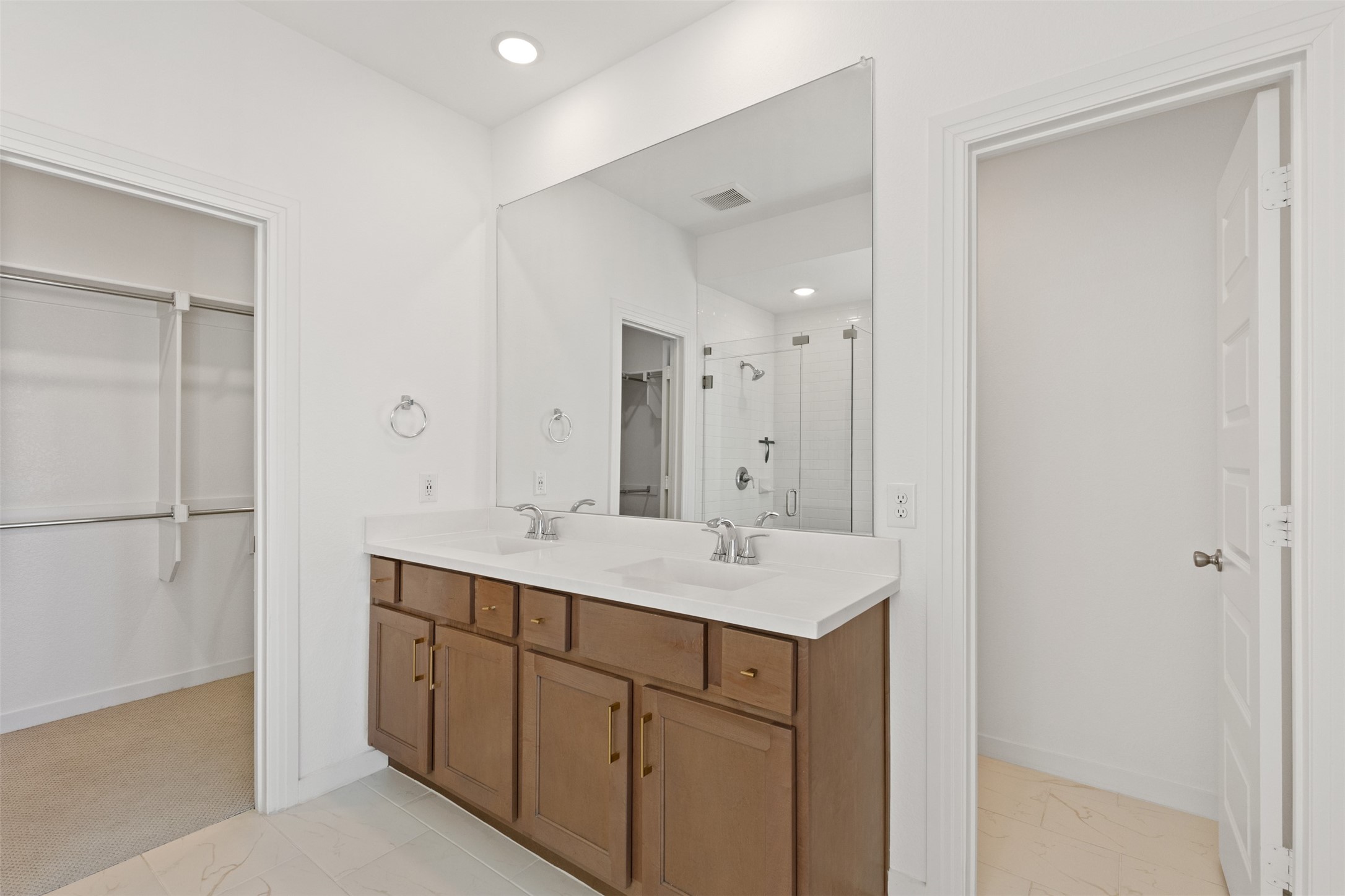 1825 Pelham Drive Aubrey TX 76227