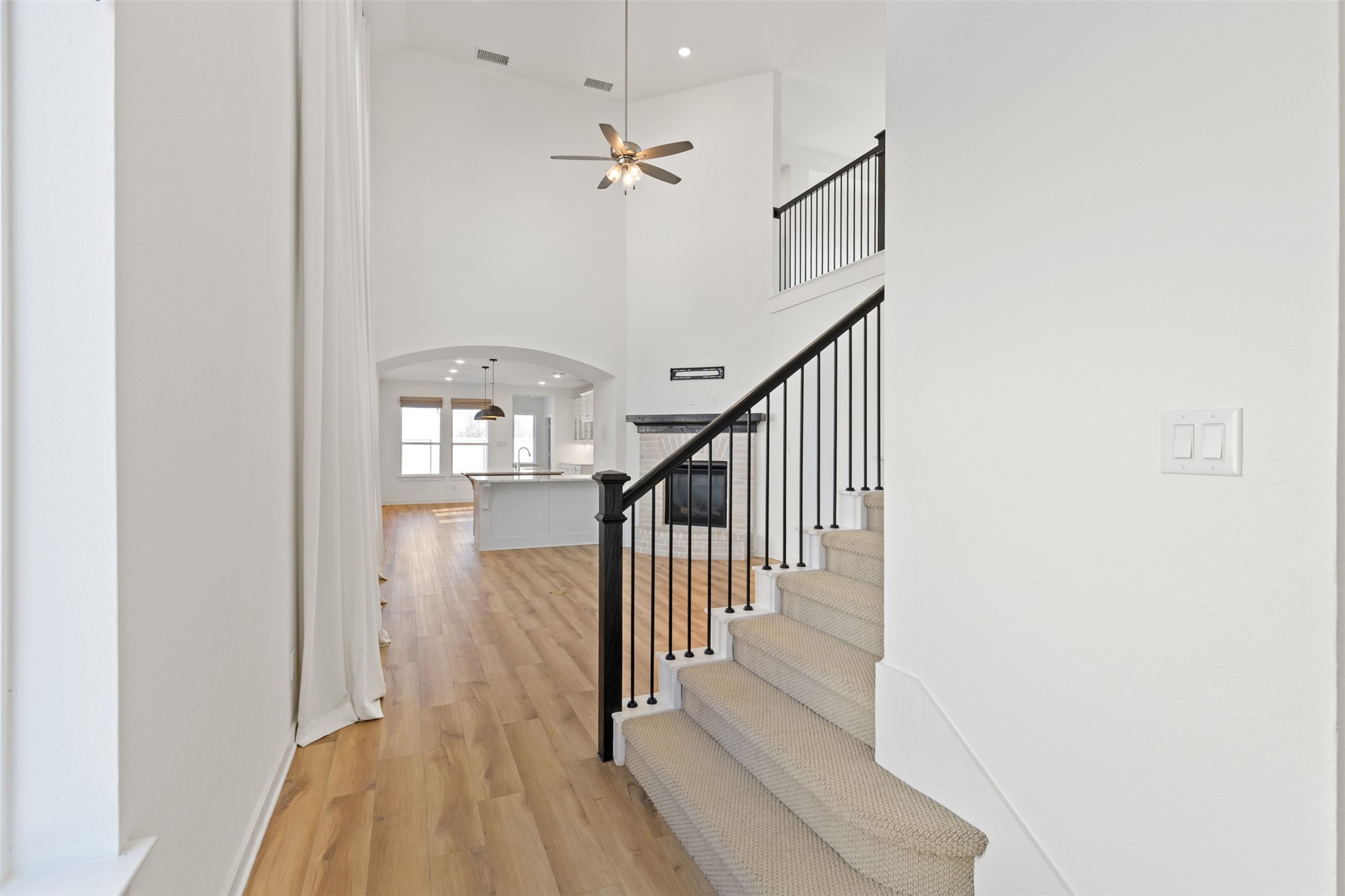 1825 Pelham Drive Aubrey TX 76227