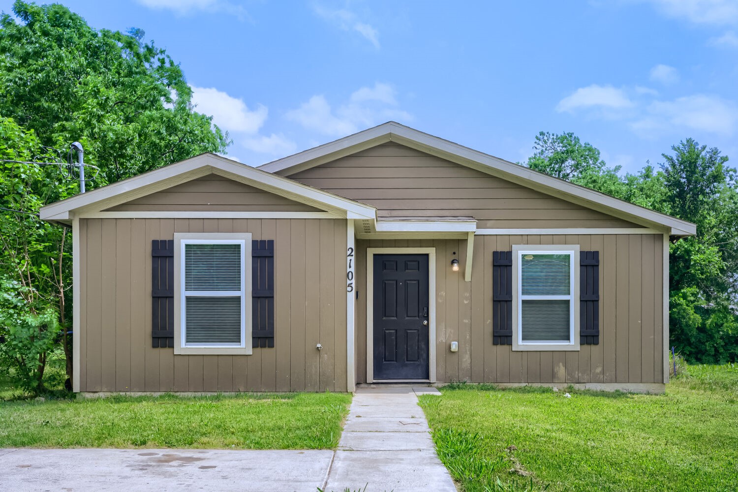 2105 Langford Street Greenville TX 75401