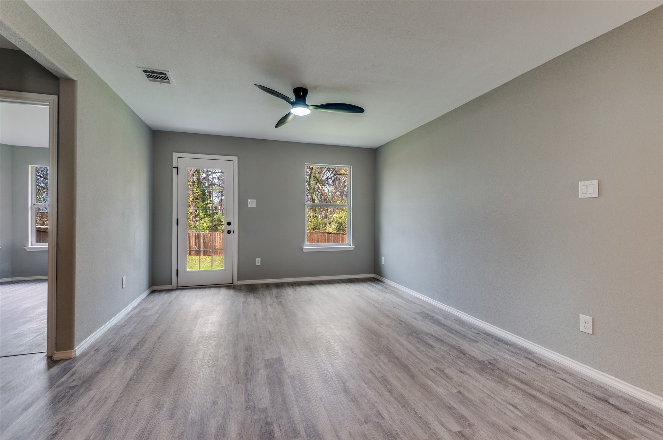 4519 Yancy Street Dallas TX 75216