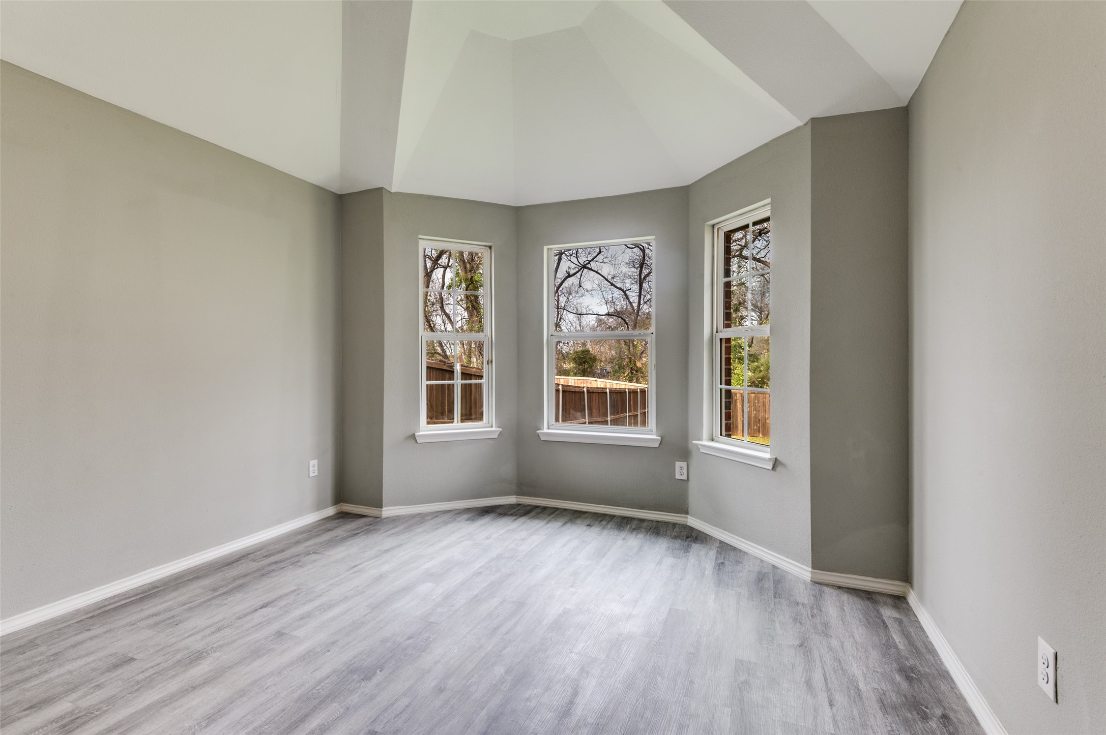 4519 Yancy Street Dallas TX 75216