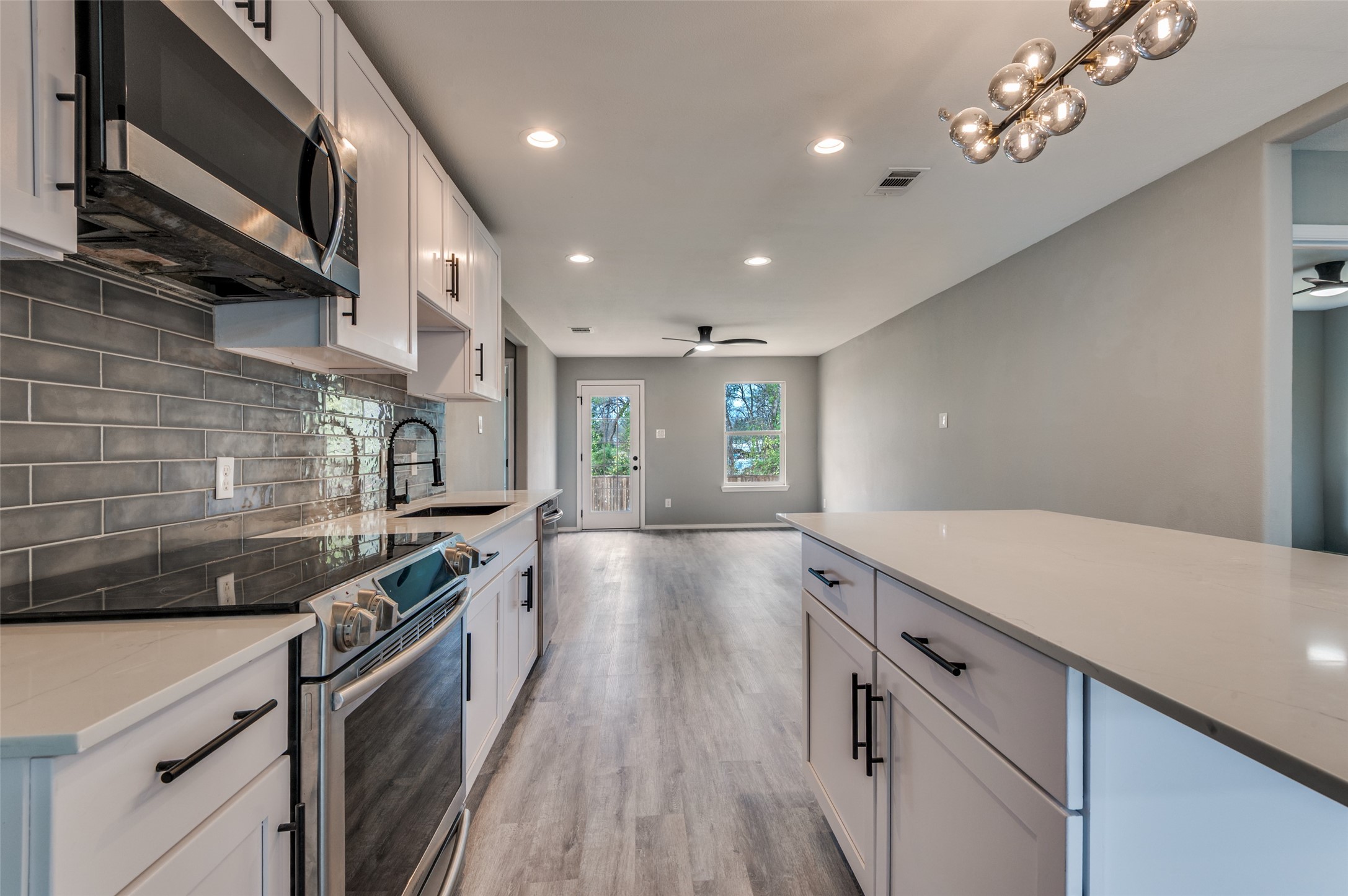 4519 Yancy Street Dallas TX 75216