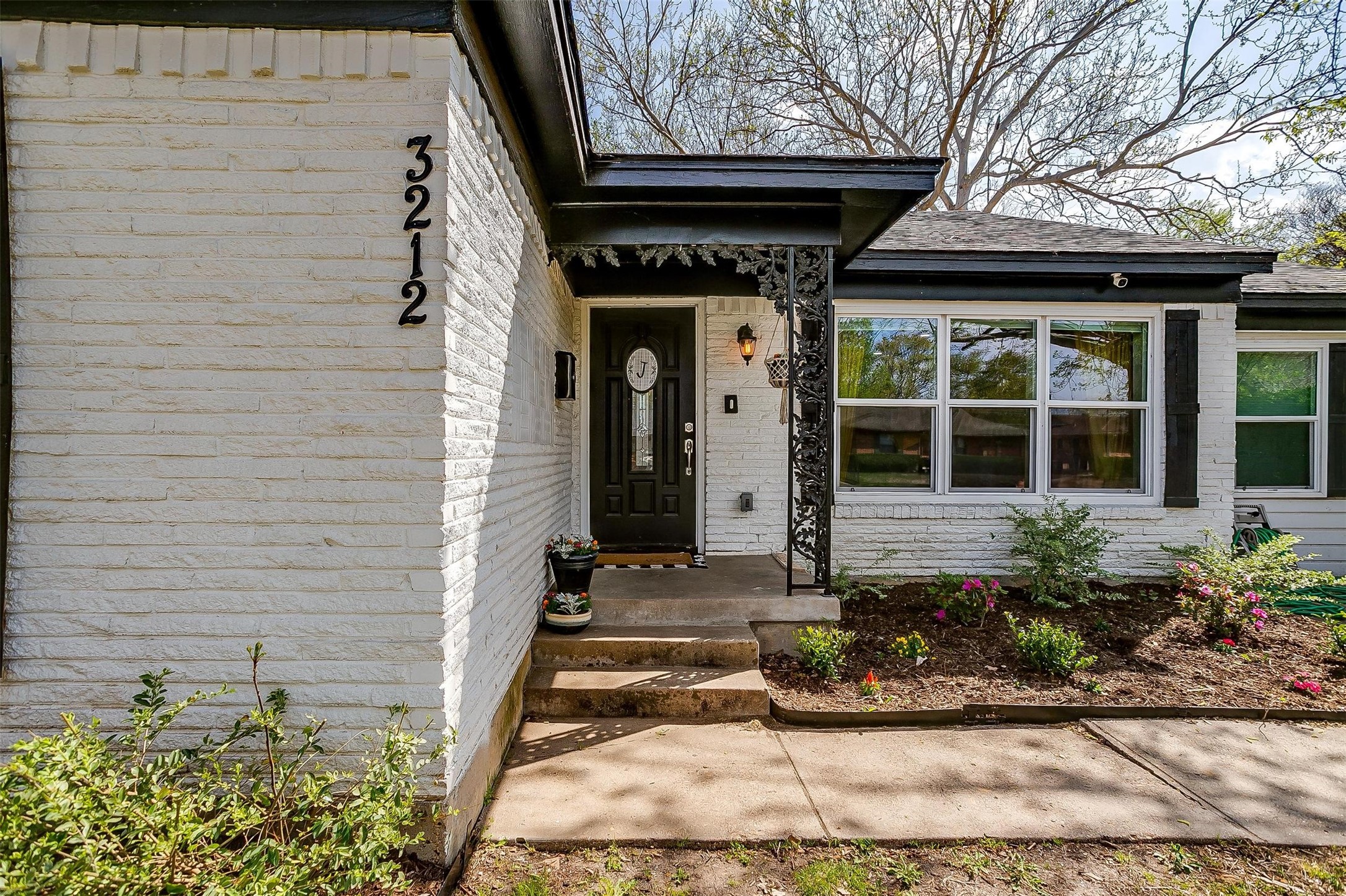3212 San Marcus Avenue Dallas TX 75228