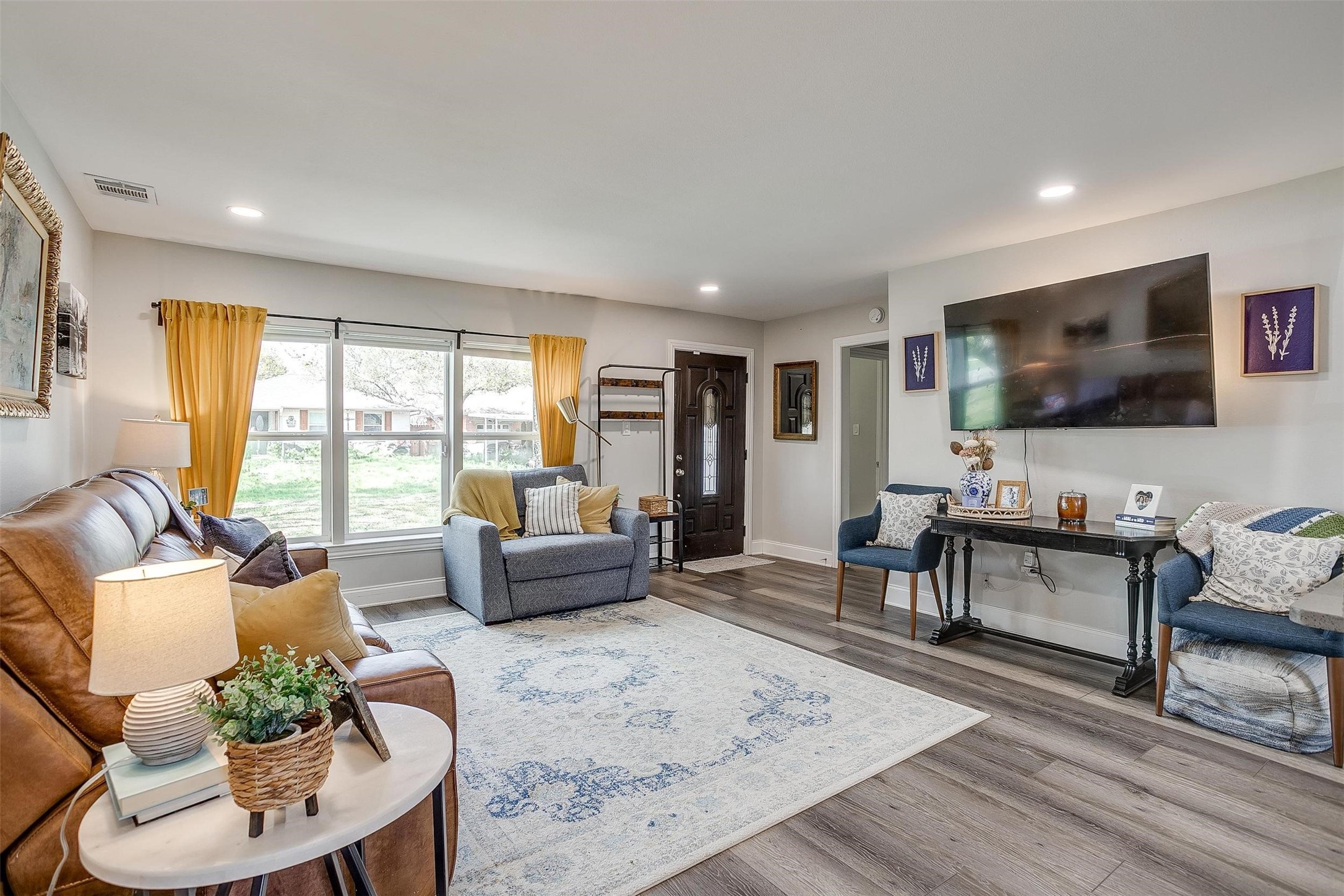 3212 San Marcus Avenue Dallas TX 75228