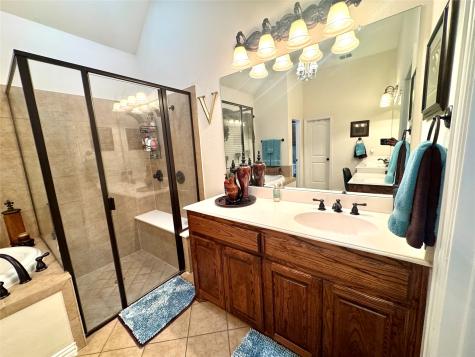 613 Buelwood Court Desoto TX 75115