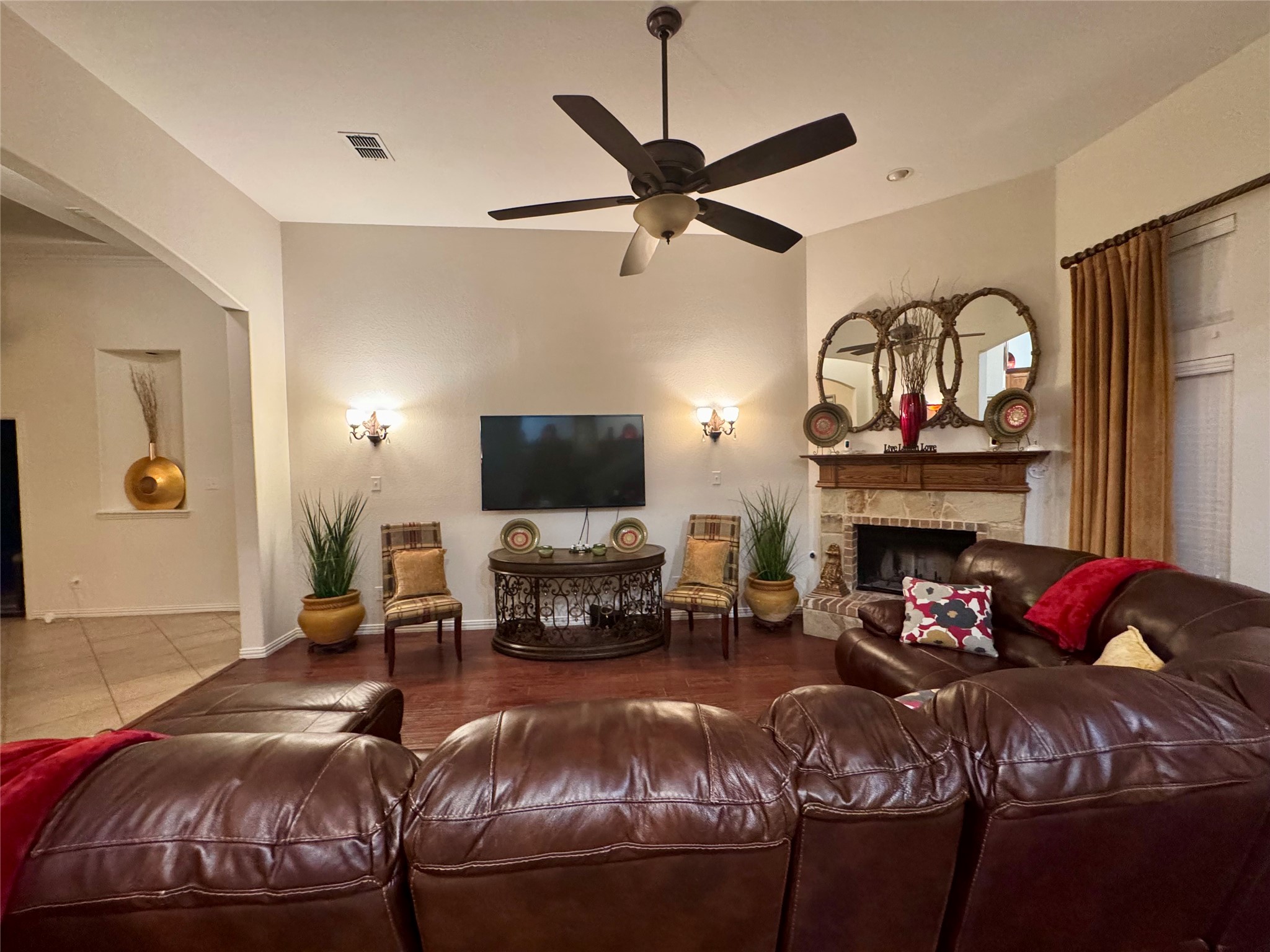 613 Buelwood Court Desoto TX 75115