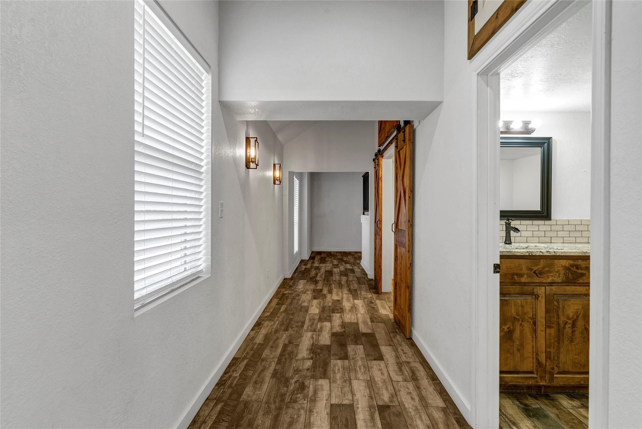 200 Peninsula Court Bluff Dale TX 76433