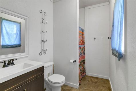 200 Peninsula Court Bluff Dale TX 76433