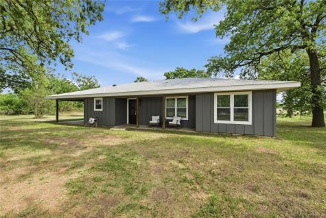 1512 Fm 413 Rosebud TX 76570