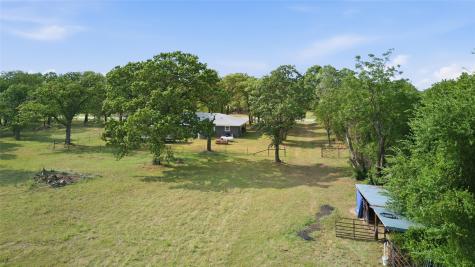 1512 Fm 413 Rosebud TX 76570