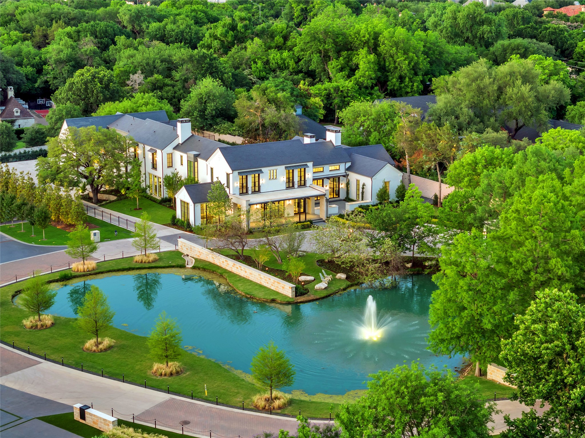 5531 Walnut Hill Lane Dallas TX 75229