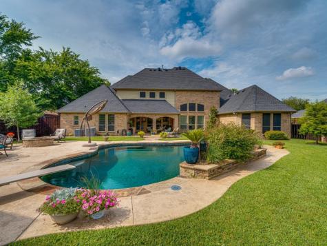 5904 Rosemont Court Arlington TX 76017