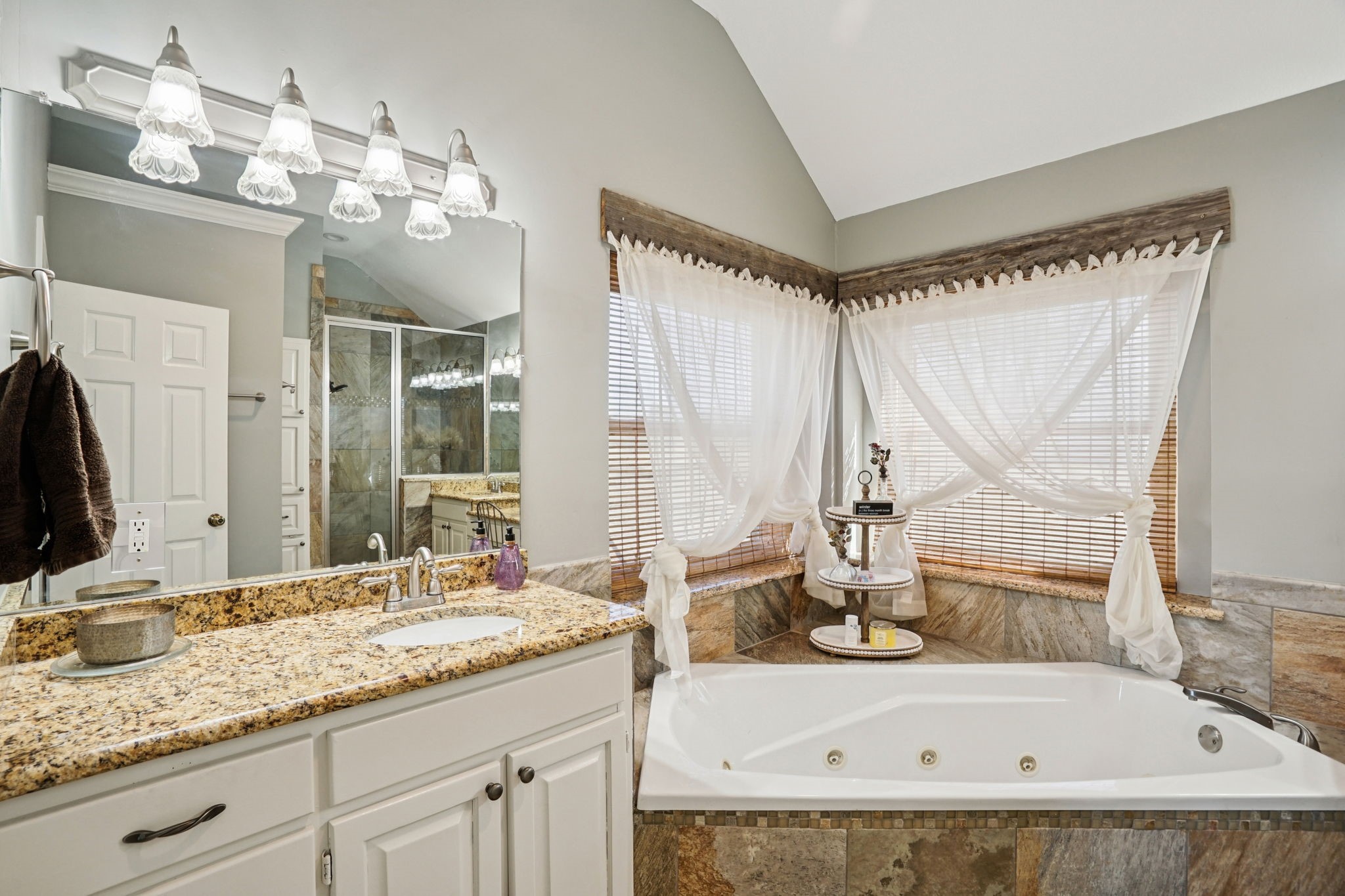 5028 County Road 309 Cleburne TX 76031