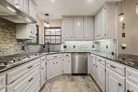 1514 Pickwick Lane Denton TX 76209
