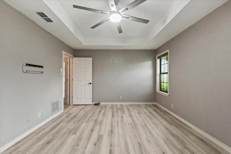 1514 Pickwick Lane Denton TX 76209
